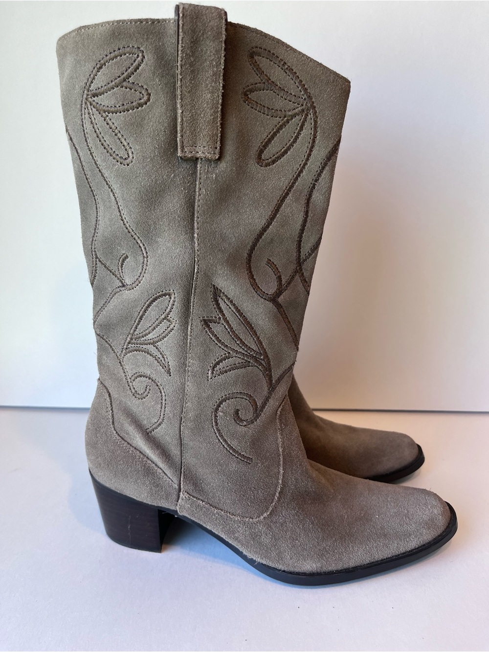 Bandolino Taupe Suede Leather Embroidered Tall Heeled Boots